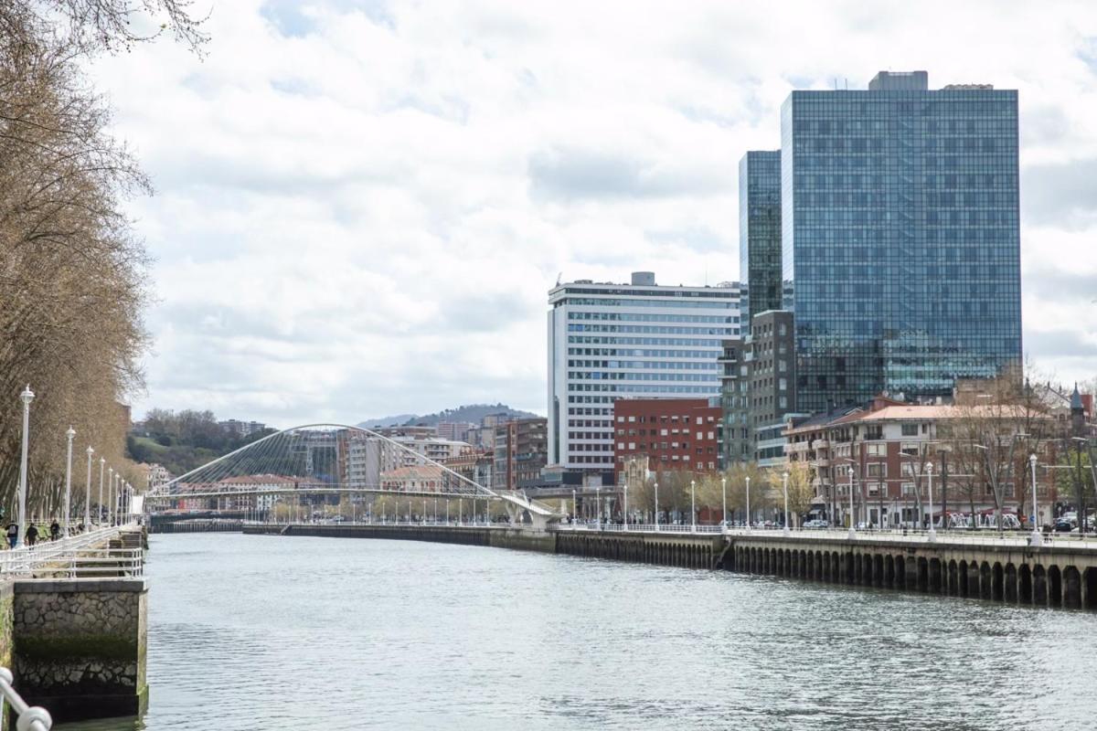 Pension H30 Bilbao Eksteriør bilde